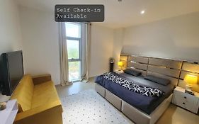 Serenity Suite - One Constitution Ave